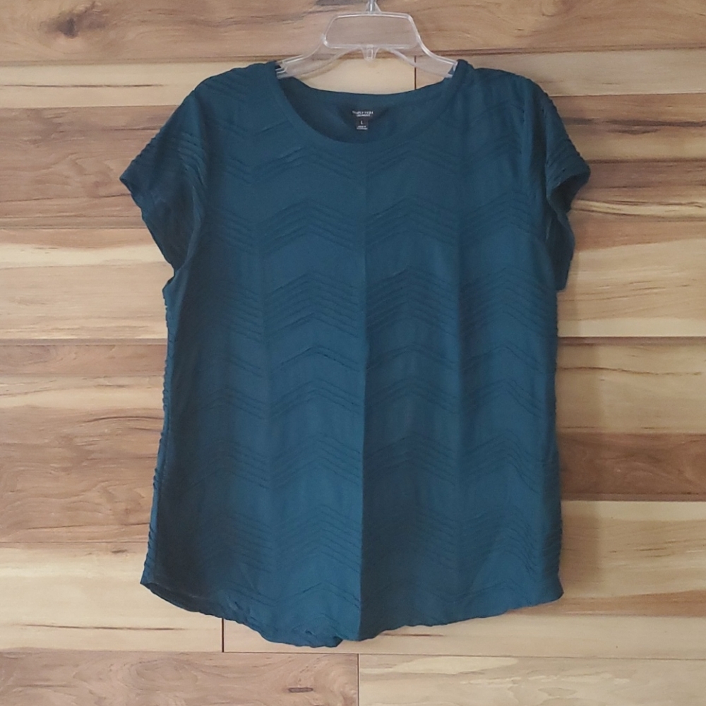 Simply Vera top